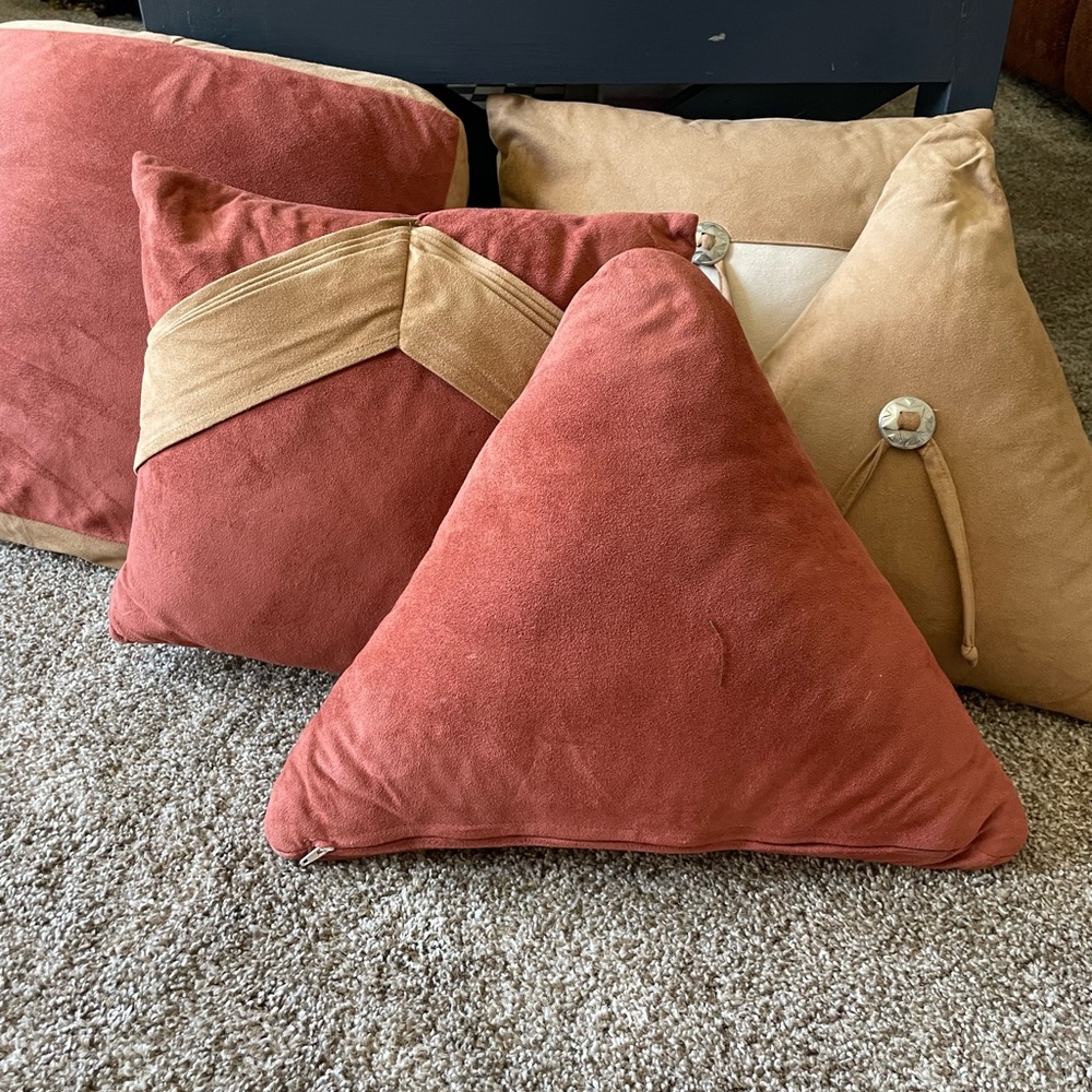 Throw pillows for bed